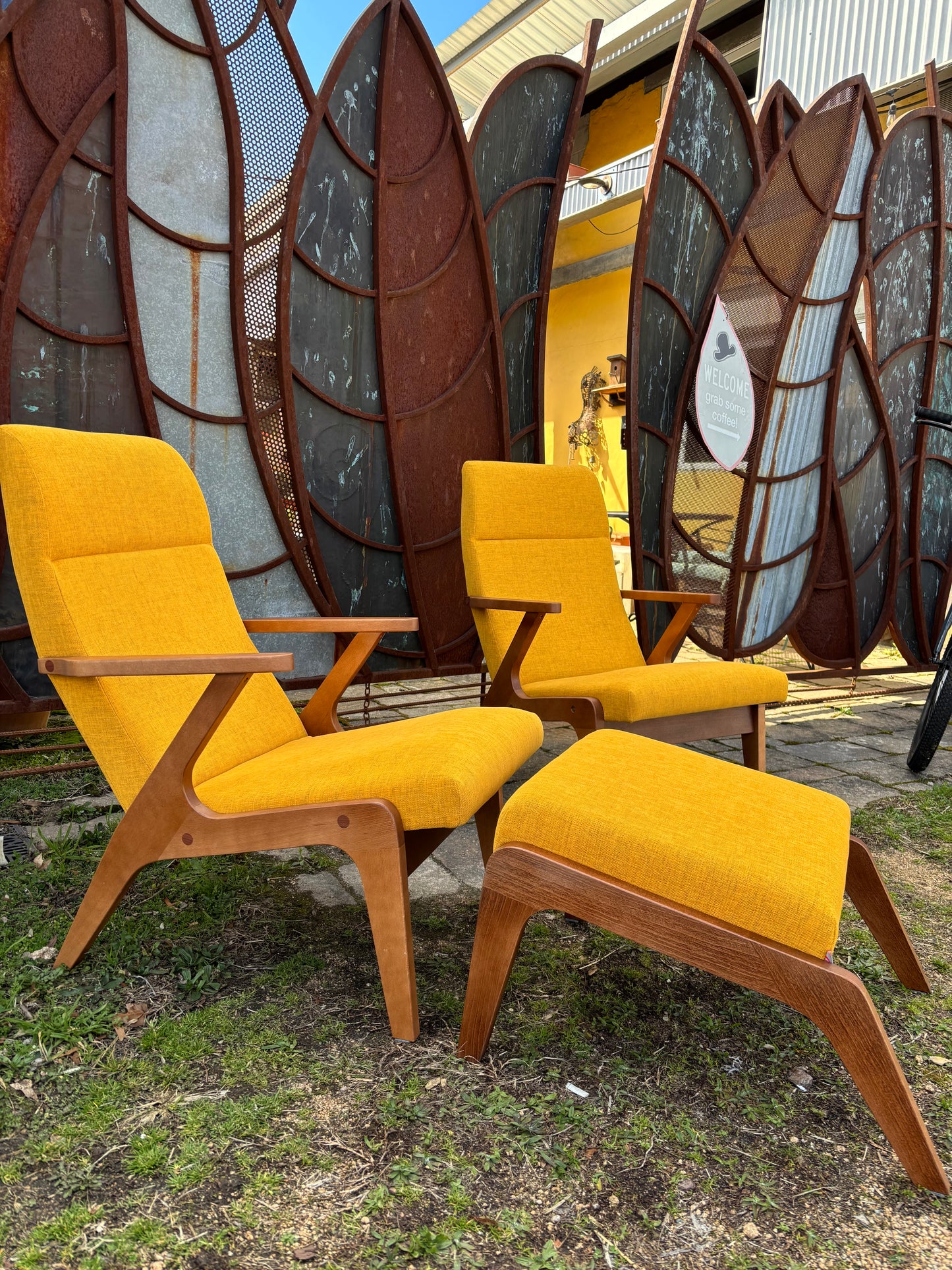 Apollo Lounge Chair
