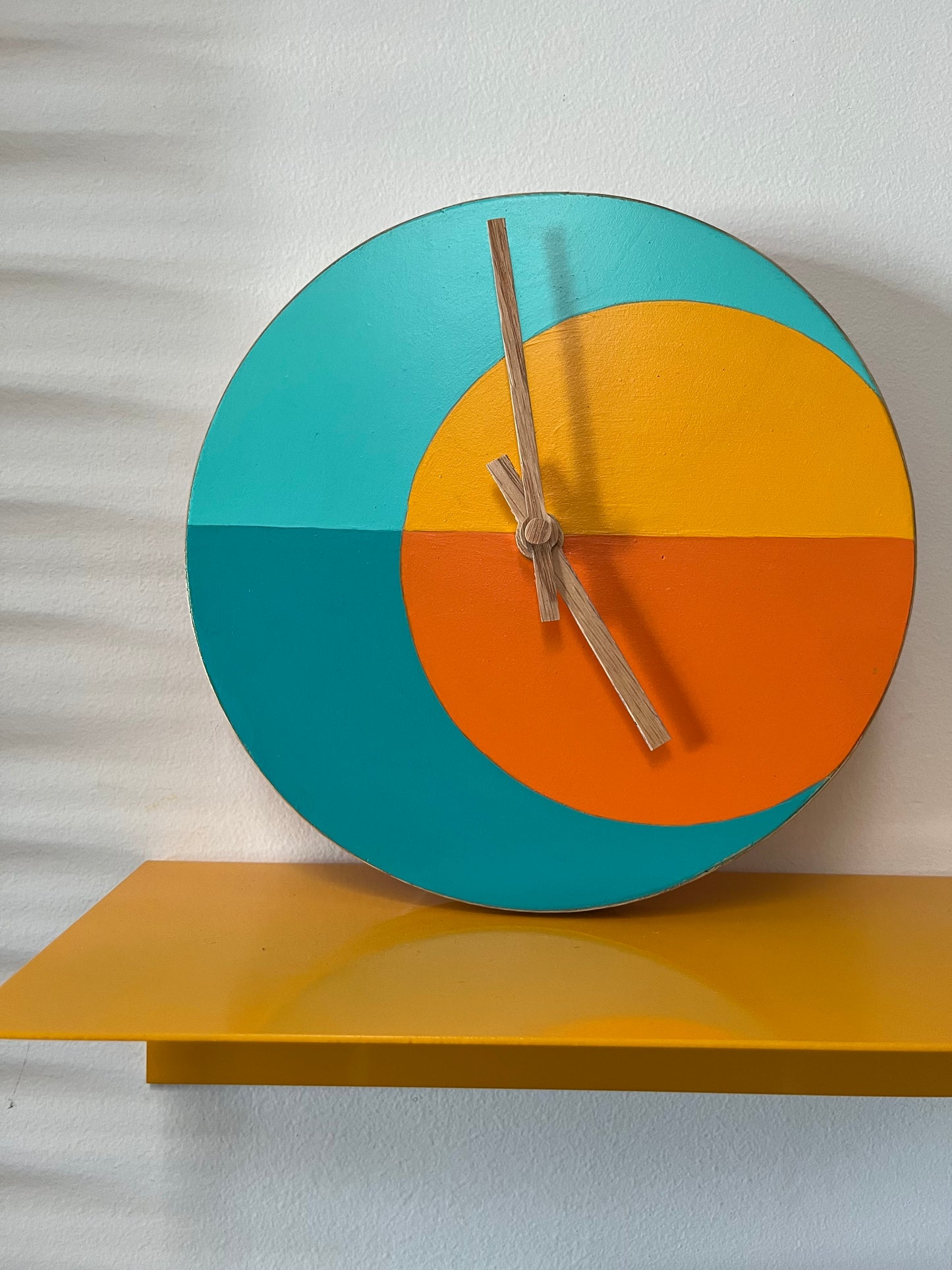 Amencer en la Playa Handpainted Clock by Suijinli Designer