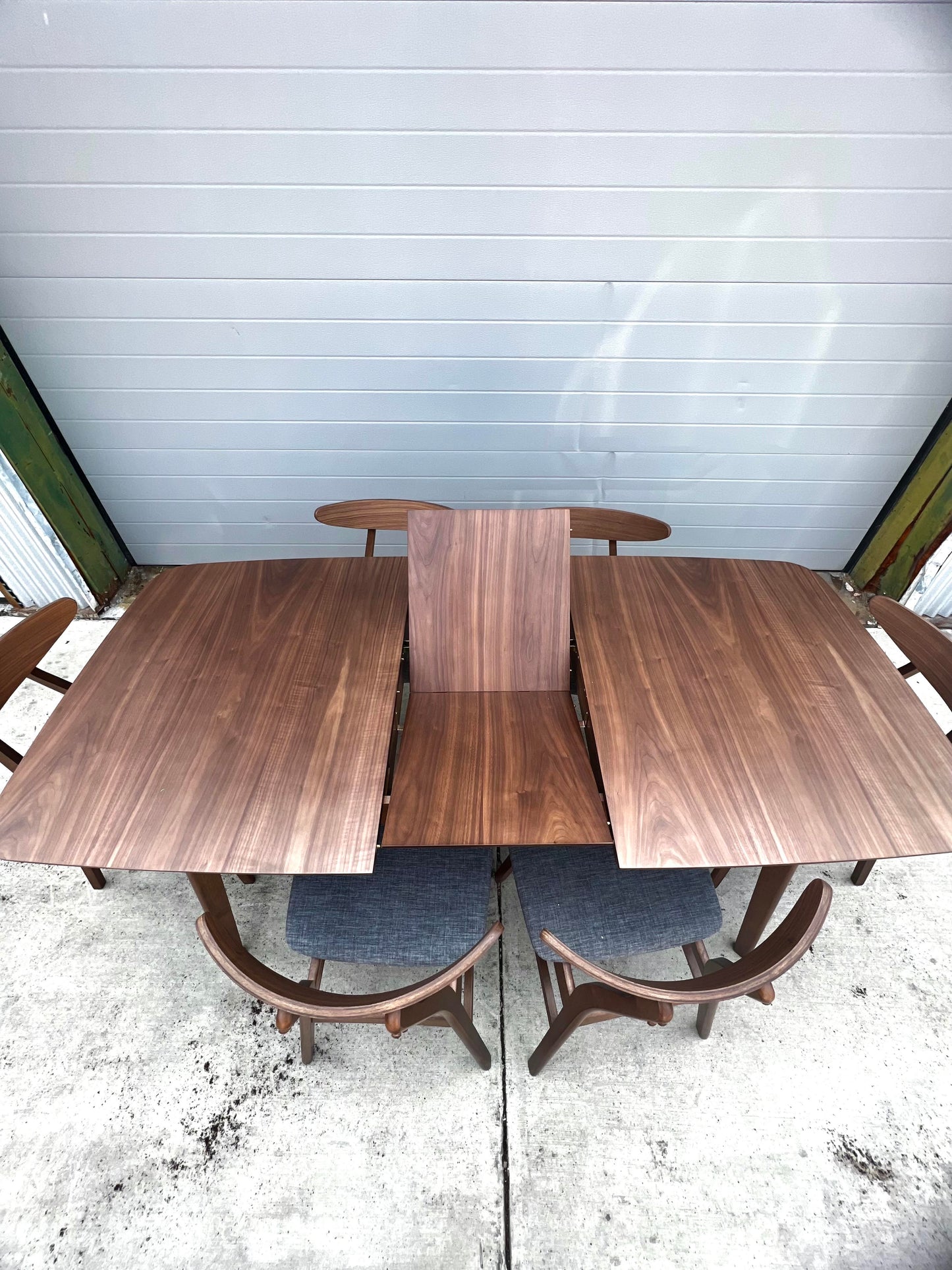 Nova Extendable Dining Table