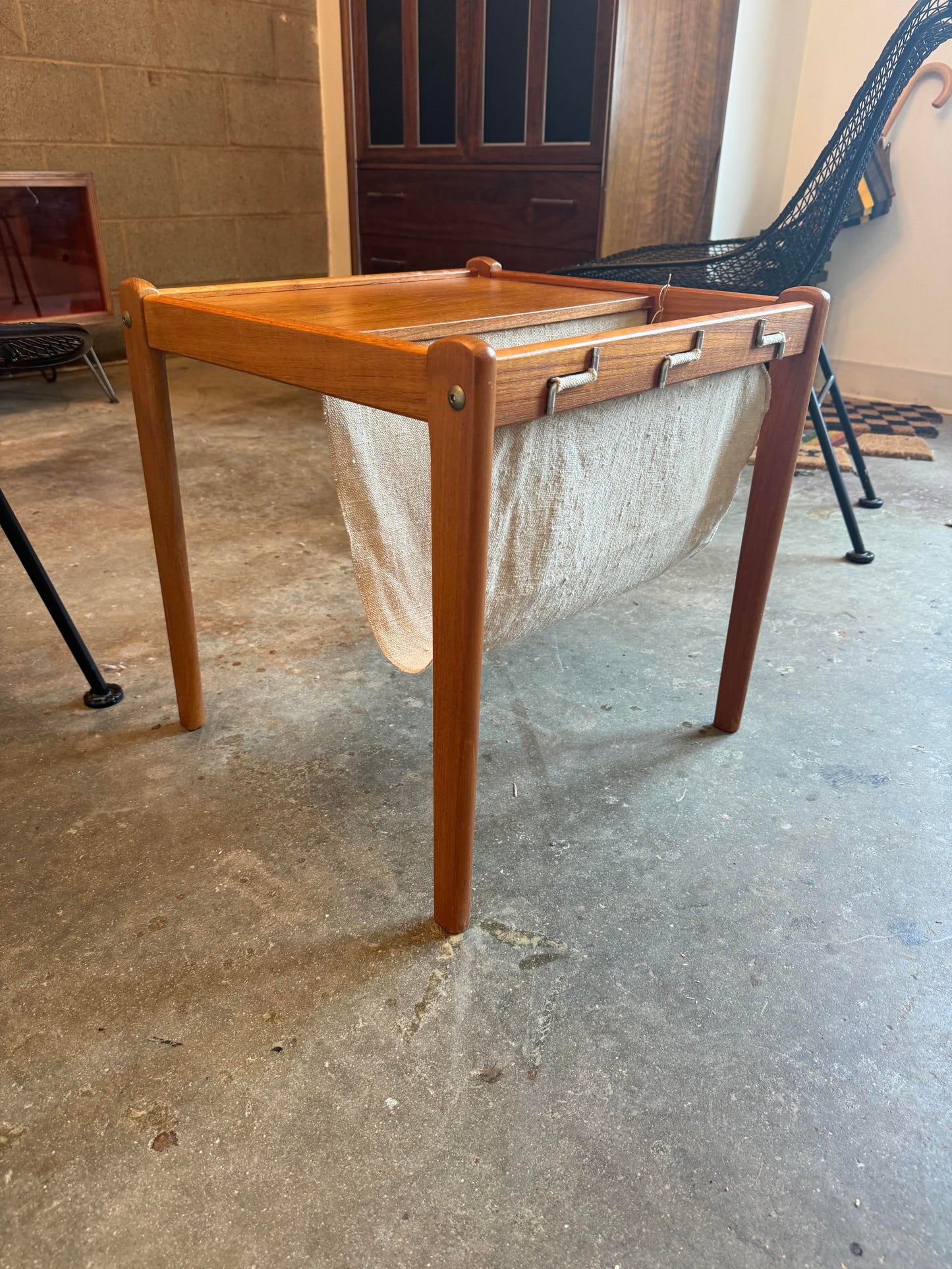 Vintage Mid Century Modern Magazine Rack Side Table