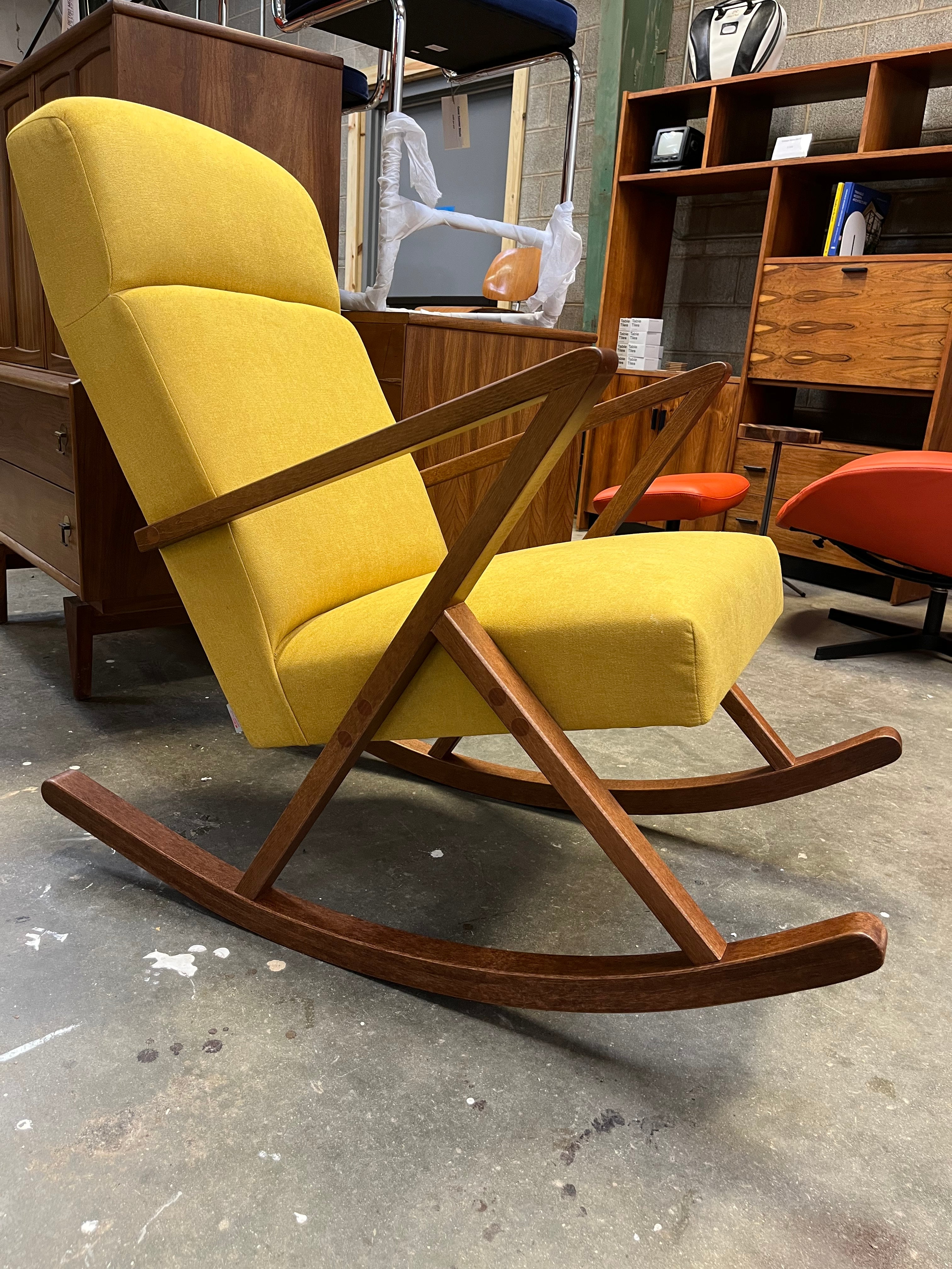 Mustard Retrostar Rocker